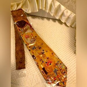 SILK TIE by LE BAISER